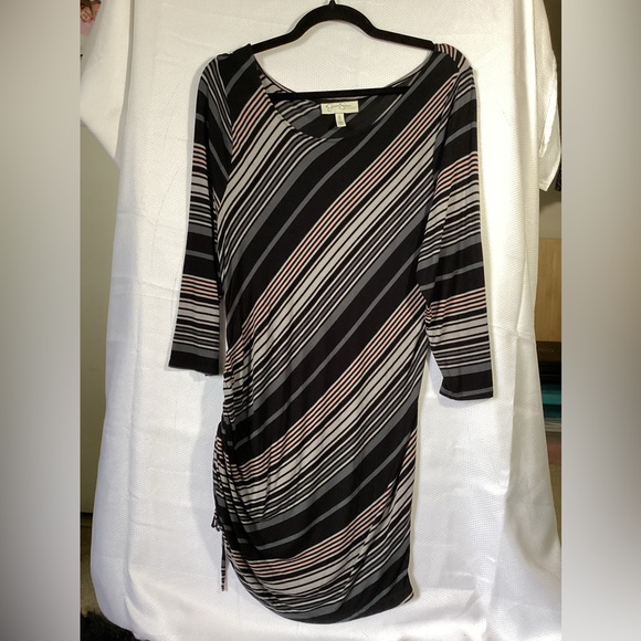 Jessica Simpson Dresses & Skirts - Jessica Simpson dress, size XL.